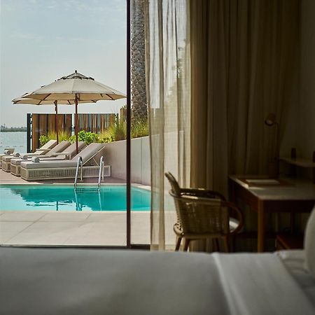 Erth Abu Dhabi Hotel Exterior photo