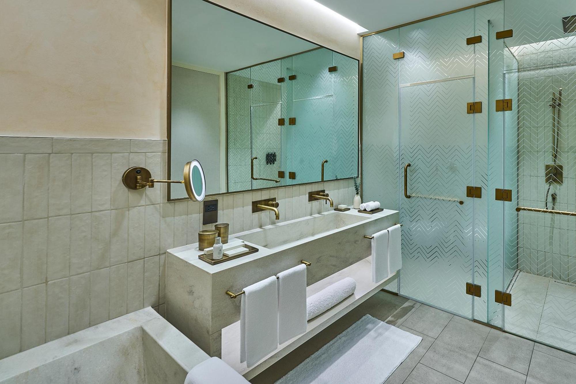 Erth Abu Dhabi Hotel Exterior photo