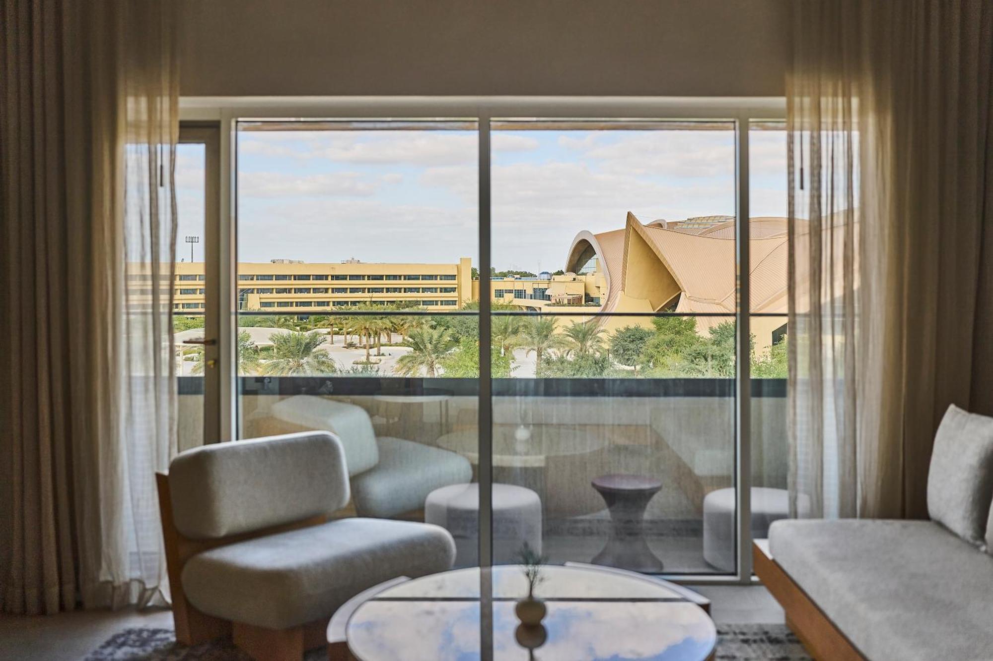 Erth Abu Dhabi Hotel Exterior photo
