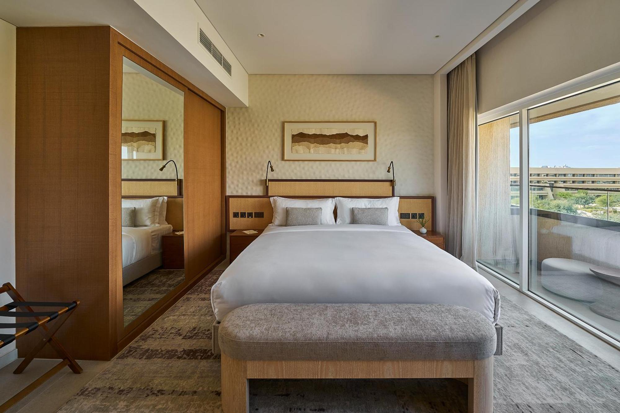 Erth Abu Dhabi Hotel Exterior photo